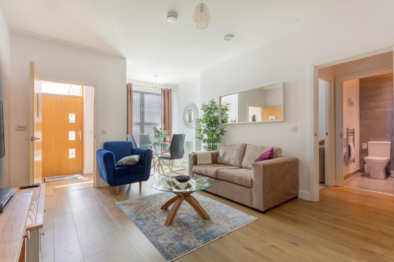 1 Bed Apartment - Redhill Central, Surrey, Gatwick #3 מראה חיצוני תמונה
