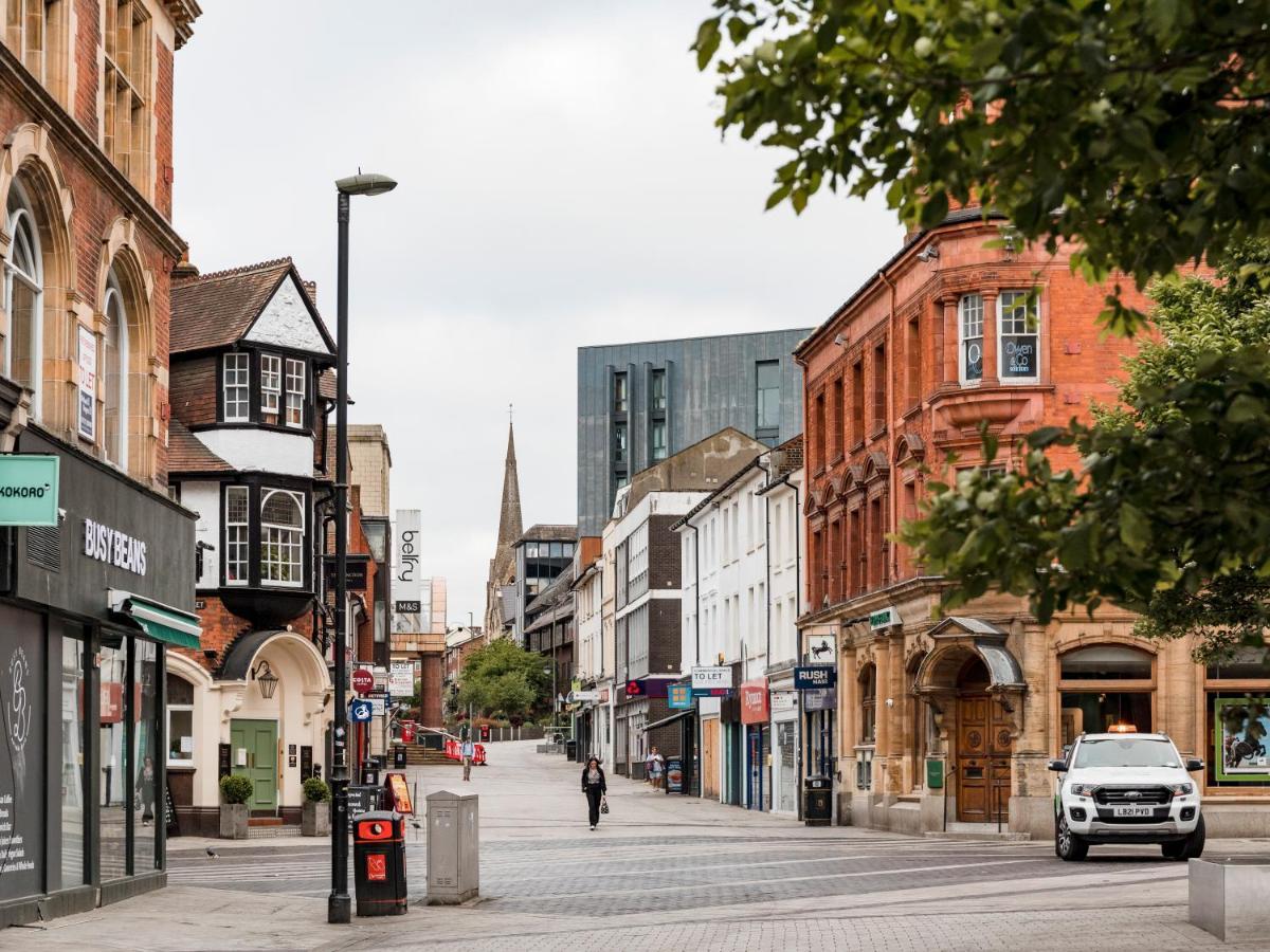 1 Bed Apartment - Redhill Central, Surrey, Gatwick #3 מראה חיצוני תמונה